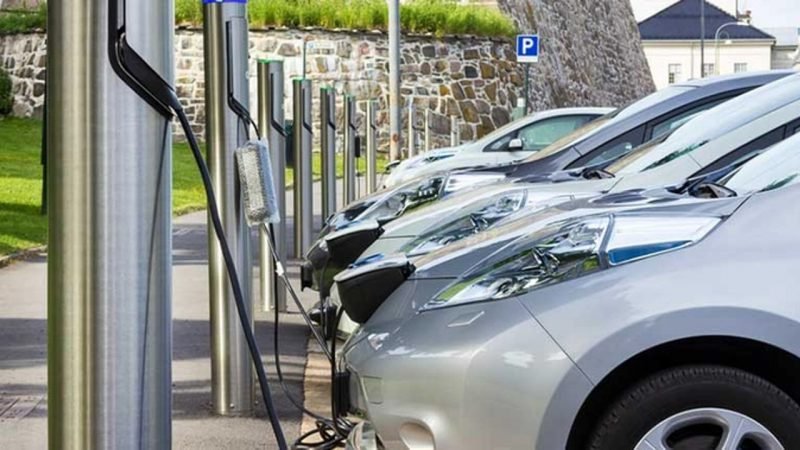 14 milhões de veículos elétricos devem ser vendidos no mundo em 2023