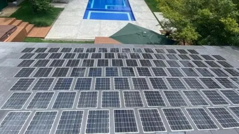 Telha solar fotovoltaica que reduz a conta de luz, certificada pelo Inmetro, duração de 20 a 30 anos e que se adapta em qualquer construção Telha solar fotovoltaica que reduz a conta de luz, certificada pelo Inmetro, duração de 20 a 30 anos e que se adapta em qualquer construção
