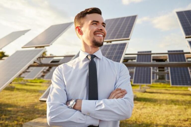 Inovação e crescimento com Startups de Energia Solar no Brasil