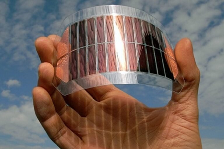 Painel Solar de Elon Musk é 10 vezes mais barato e mais potente que os tradicionais