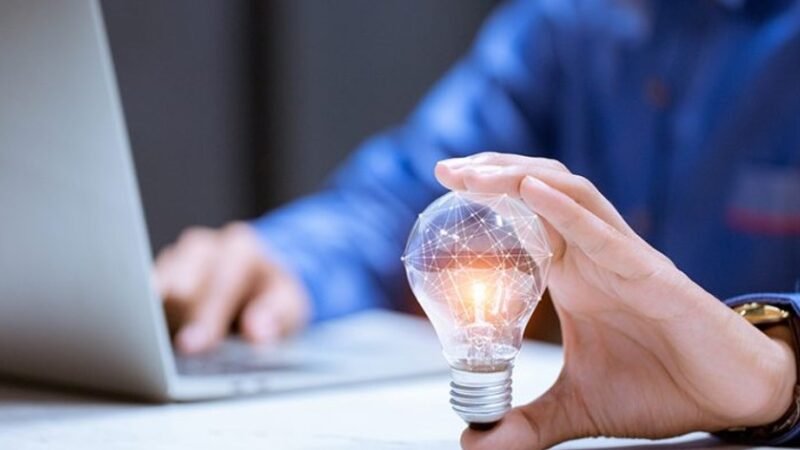 Aliança 2W ecobank e Reduzz Energy ajuda a reduzir custos fixos de energia elétrica em até 30% Aliança 2W ecobank e Reduzz Energy ajuda a reduzir custos fixos de energia elétrica em até 30%