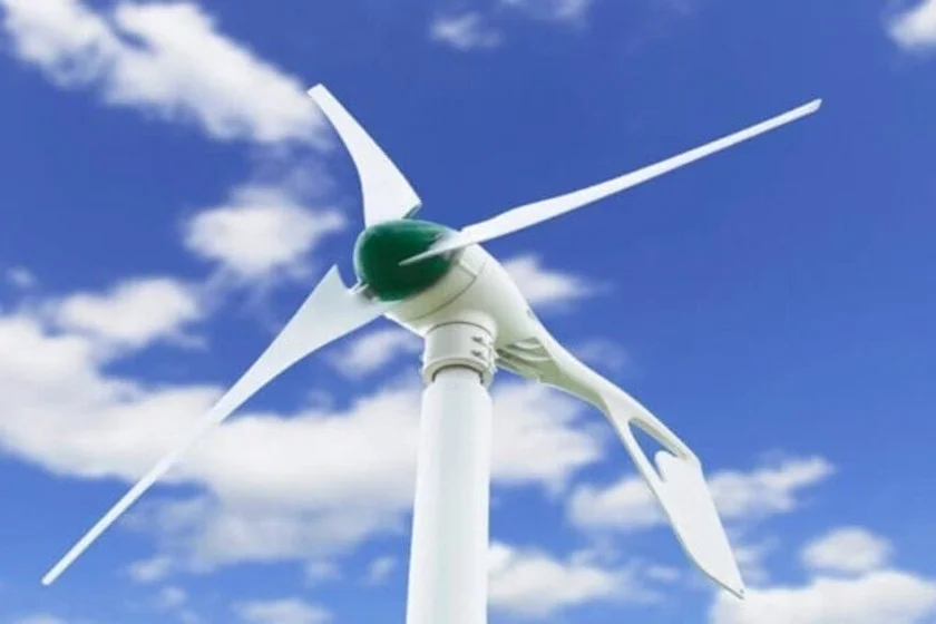 Turbina eólica com preço de celular pode gerar até 5kWh por dia