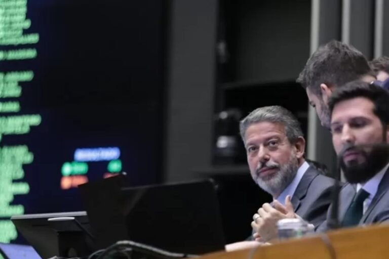 Arthur Lira é o atual presidente da Câmara dos Deputados