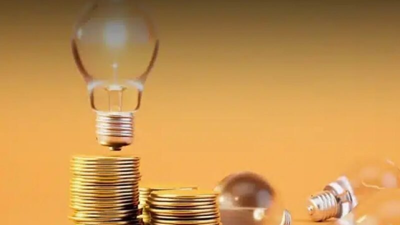 Atualmente conta de luz supera 40% do valor com impostos Atualmente conta de luz supera 40% do valor com impostos