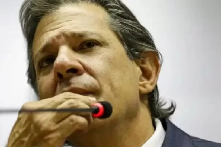 Haddad negou que está em estudo aumento da contribuição para petroleiras