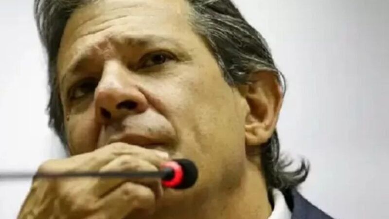 Haddad negou que está em estudo aumento da contribuição para petroleiras Haddad negou que está em estudo aumento da contribuição para petroleiras