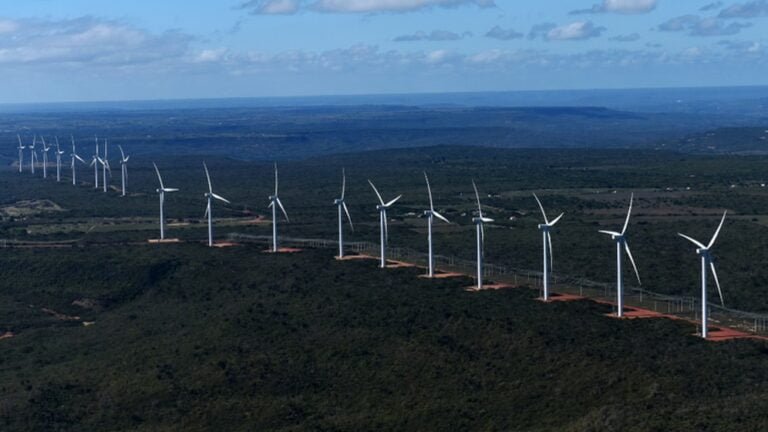 Brasil ganha destaque em ranking mundial sobre transição energética