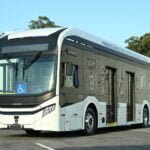 Primeiro ônibus elétrico 100_ Scania é lançado no Brasil
