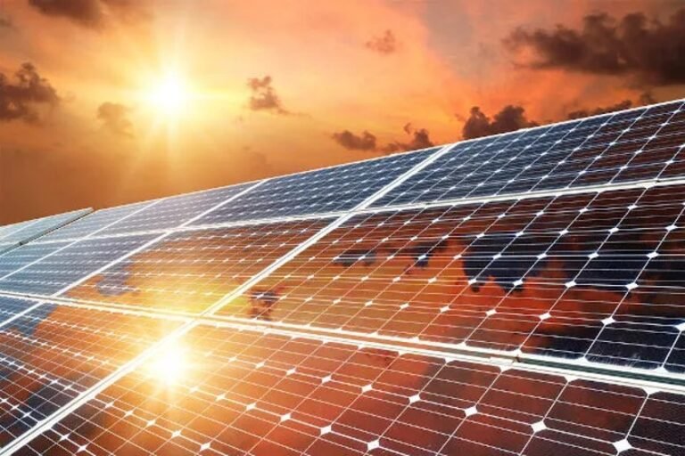 Calor e recordes na Geração de energia solar