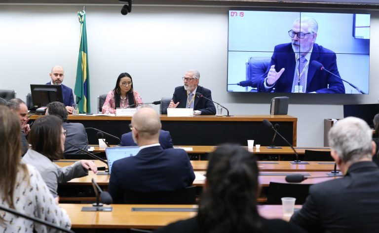 Taxação em energia renovável vai reduzir investimentos e aumentar tarifa