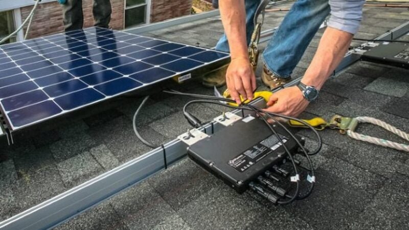 Avanço de Painéis Solares exige Inversores mais potentes: Saiba como escolher Avanço de Painéis Solares exige Inversores mais potentes: Saiba como escolher