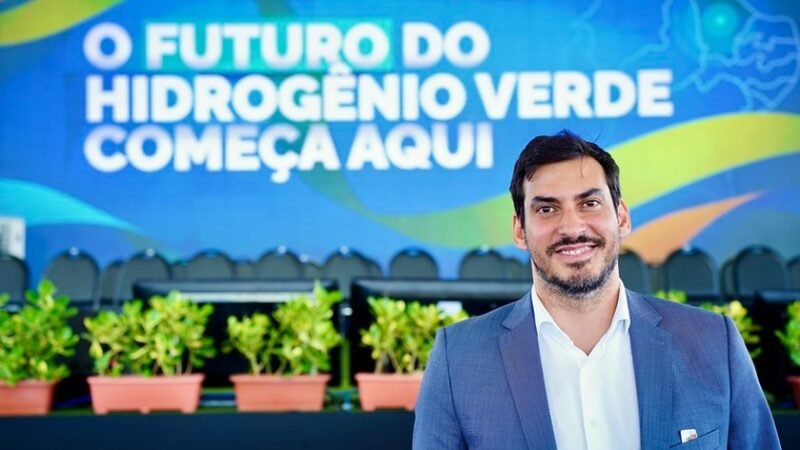 Alexandre Silveira afirma que PL do Hidrogênio de baixo carbono inaugura uma nova indústria para o Brasil Alexandre Silveira afirma que PL do Hidrogênio de baixo carbono inaugura uma nova indústria para o Brasil