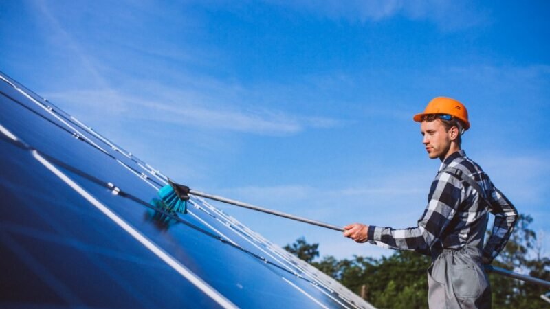 Importância da Limpeza dos Módulos Fotovoltaicos: Garantia de Máxima Eficiência e Economia Importância da Limpeza dos Módulos Fotovoltaicos: Garantia de Máxima Eficiência e Economia