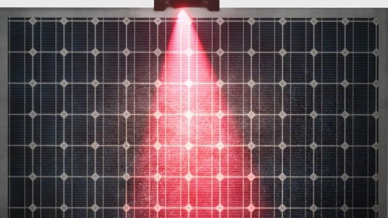 Sensor inovador de sujeira para módulos solares Sensor inovador de sujeira para módulos solares