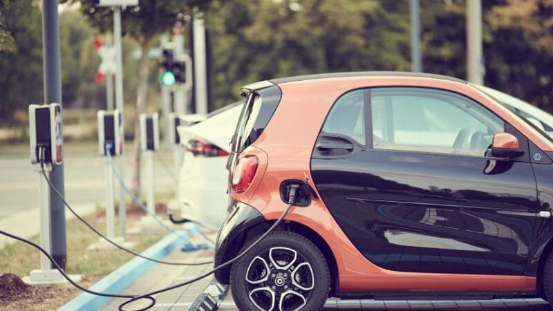 Carro elétrico: Solução Sustentável ou Armadilha? Carro elétrico: Solução Sustentável ou Armadilha?