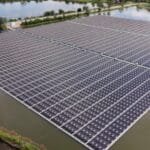 Geração Solar em plantas flutuantes de espelho d'água de maneira sustentável