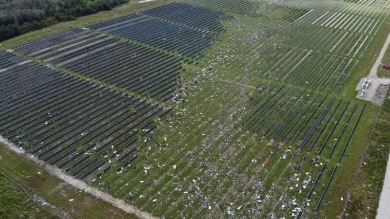 Tornado devasta Usina Solar fotovoltaica na Florida Tornado devasta Usina Solar fotovoltaica na Florida