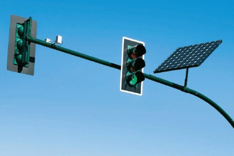 Semáforo Solar - Proposta Promete Economia e Segurança em Nova Andradina