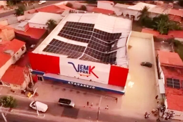 Usina Solar Desaba em Comércio que é Evacuado e Interditado(1)
