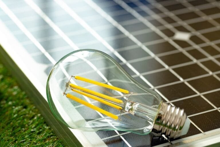 Saiba o tempo necessário para injetar sua energia solar compartilhada