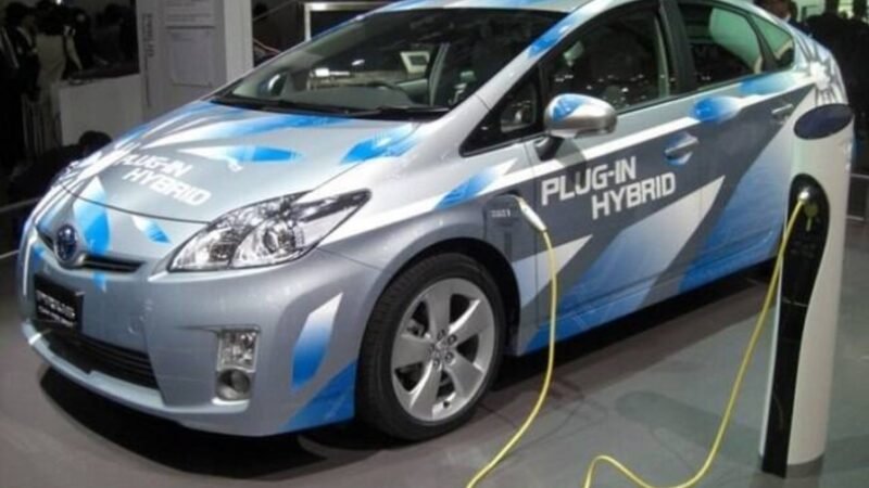 Híbridos Plug-in: Veículos Elétricos Híbridos Conquistam o Mercado Brasileiro em Janeiro Híbridos Plug-in: Veículos Elétricos Híbridos Conquistam o Mercado Brasileiro em Janeiro