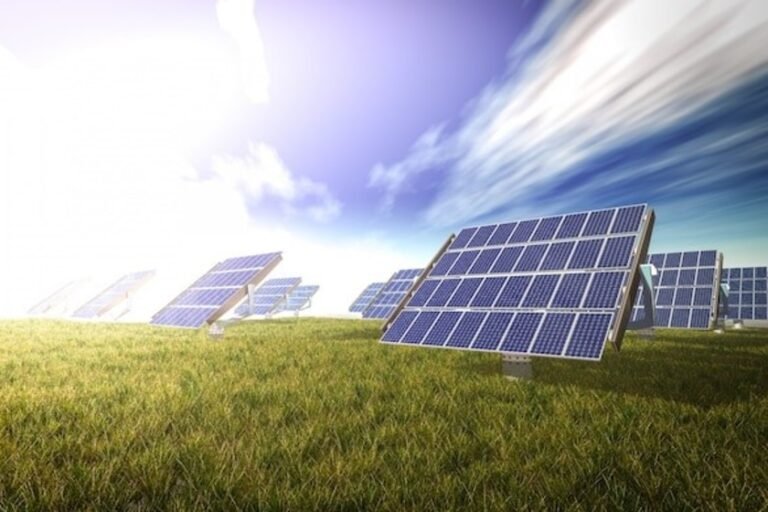 Preço da energia solar sobe 5_ no 1º trimestre mas segue mais barato que no início do ano passado