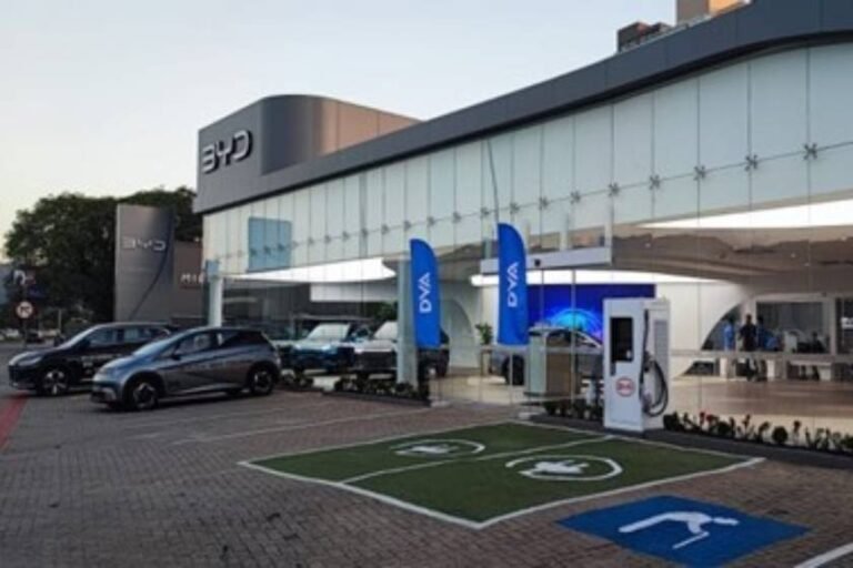 BYD e Tupi Mobilidade lançam serviço inteligente de AutoCarga para veículos da marca em uma parceria inovadora