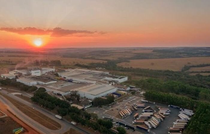 Cervejaria celebra inauguração de linha de produção em Anápolis Cervejaria celebra inauguração de linha de produção em Anápolis
