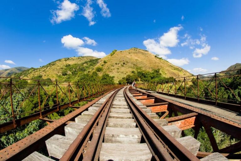 China vai expandir sua influência no Brasil através de novas ferrovias
