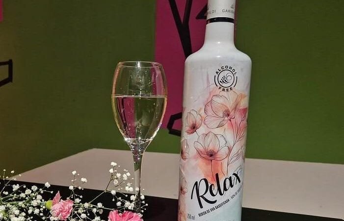 Cooperativa lança o primeiro frisante sem álcool do Brasil.