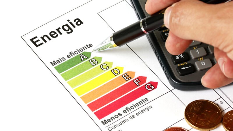 Conta de Luz no Inverno: Enel SP dá dicas de como economizar até 30% na conta