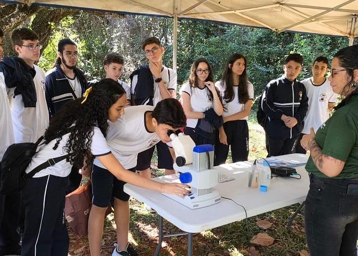 Explorando o Cerrado e a Ciência em um dia de campo