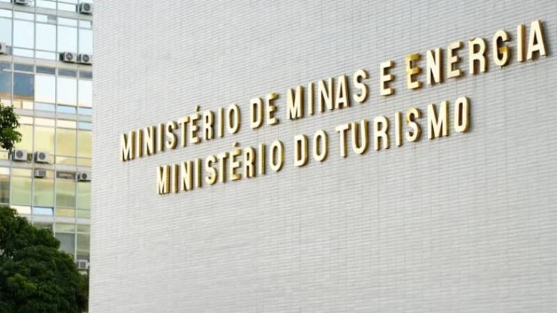 MME revisará mudanças no desconto, mas não objetivos