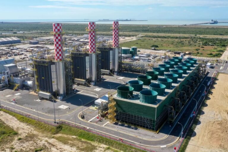 Maior Termelétrica a Gás do Brasil Inicia Atividades: Descubra Como a GNA II Acelera o Setor Energético - Foto: Reprodução / Freepik AI