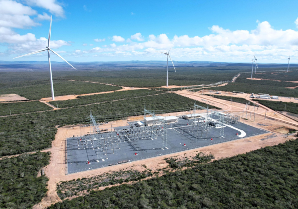 Vento forte atrapalha inauguração de parque eólico da Enel Vento forte atrapalha inauguração de parque eólico da Enel