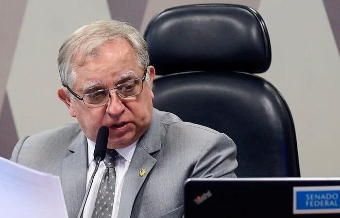 Prioridade na Qualificação Profissional é Defendida por Izalci Prioridade na Qualificação Profissional é Defendida por Izalci