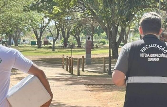 Zoológico fechado devido a suspeita de gripe aviária Zoológico fechado devido a suspeita de gripe aviária