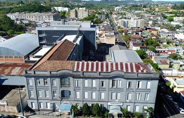 Oportunidades de ensino no Instituto de MG e Universidade do Pampa