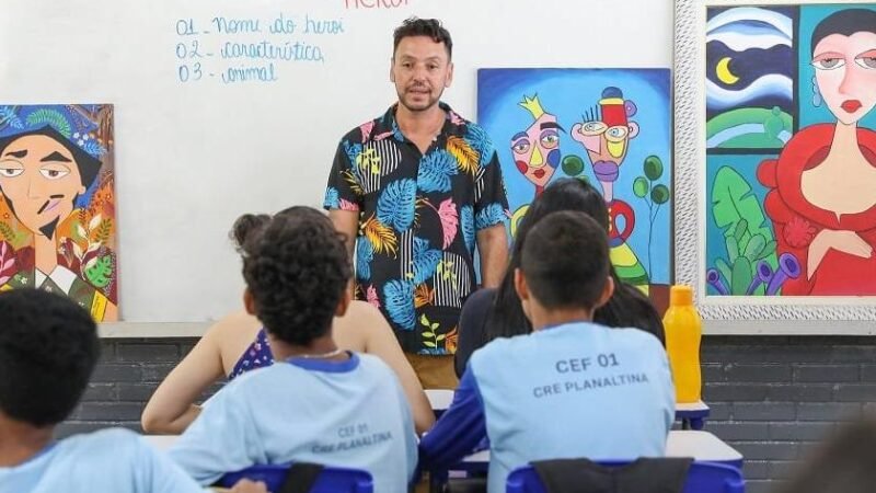 Prova dos docentes: 22 estados participam do exame