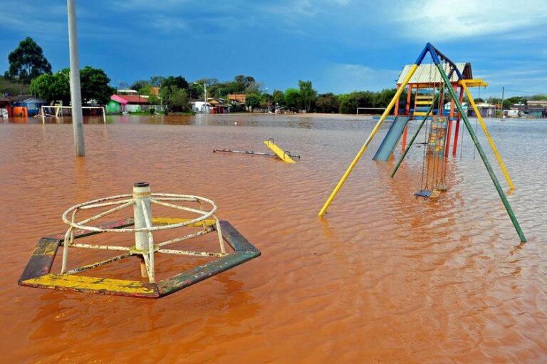 Aquecimento global do oceano e da atmosfera transforma o regime de chuvas no Brasil