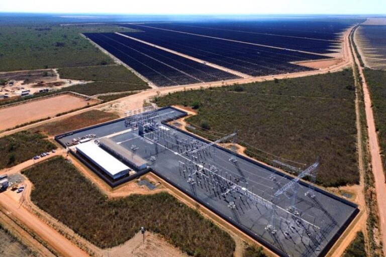 Echoenergia fortalece presença no mercado de energia solar em parceria com a Paraibuna Embalagens