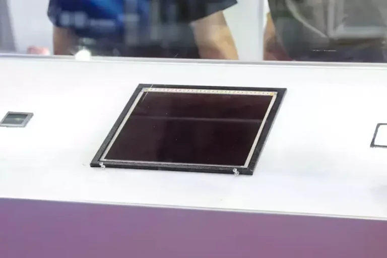 Painel Solar de Perovskita