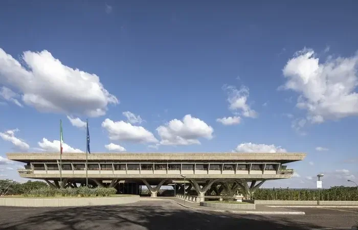 Conecte-se com a Itália: Vaga para assistente administrativo