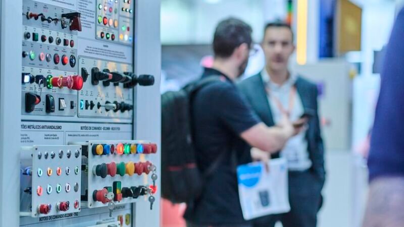 Diretor da ANEEL discutirá futuro da indústria elétrica e eletrônica durante a FIEE