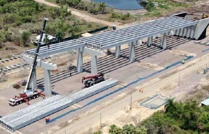 Ferrovia Oeste Leste 71% o traçado já toma forma Ferrovia Oeste Leste 71% o traçado já toma forma