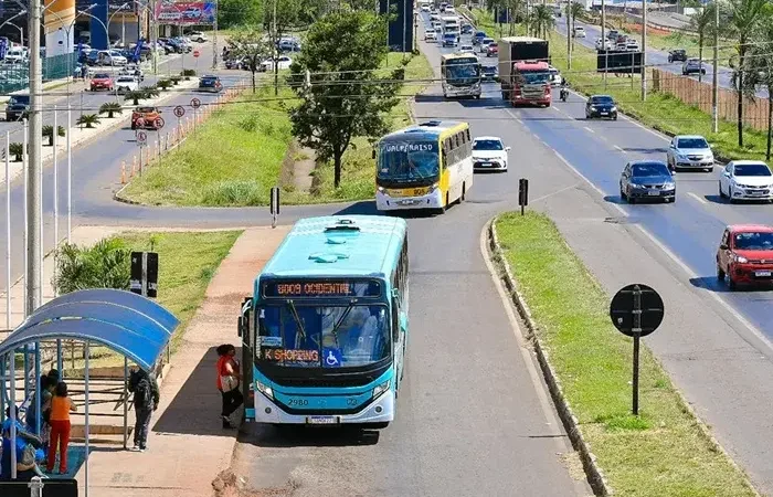 Governadores solicitam adiamento de aumento das passagens de ônibus