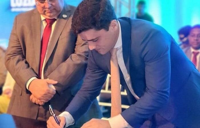 Luziânia: Prefeito recupera forças Luziânia: Prefeito recupera forças