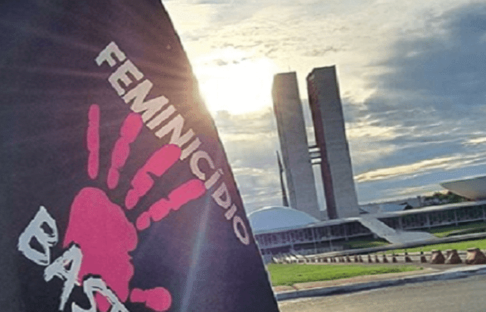 Semana de Luta Contra o Feminicídio na Camara Legislativa