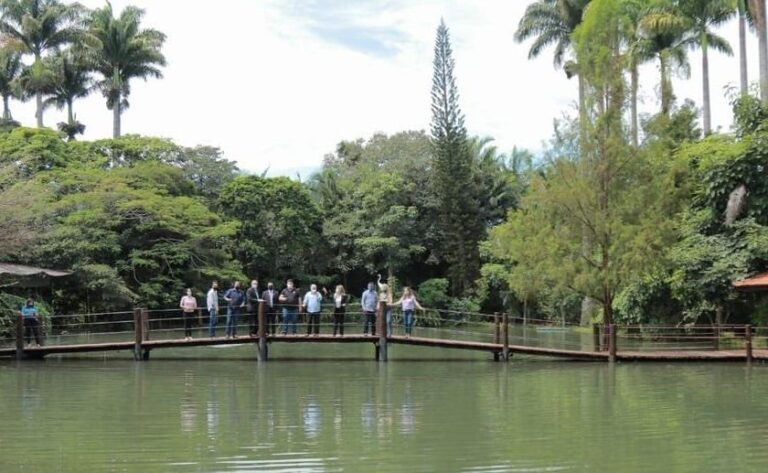Subcamara aborda o emprego na indústria do turismo