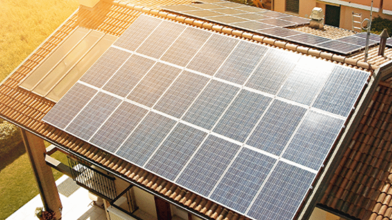 Canadian Solar amplia portfólio no Brasil com nova solução híbrida de armazenamento residencial